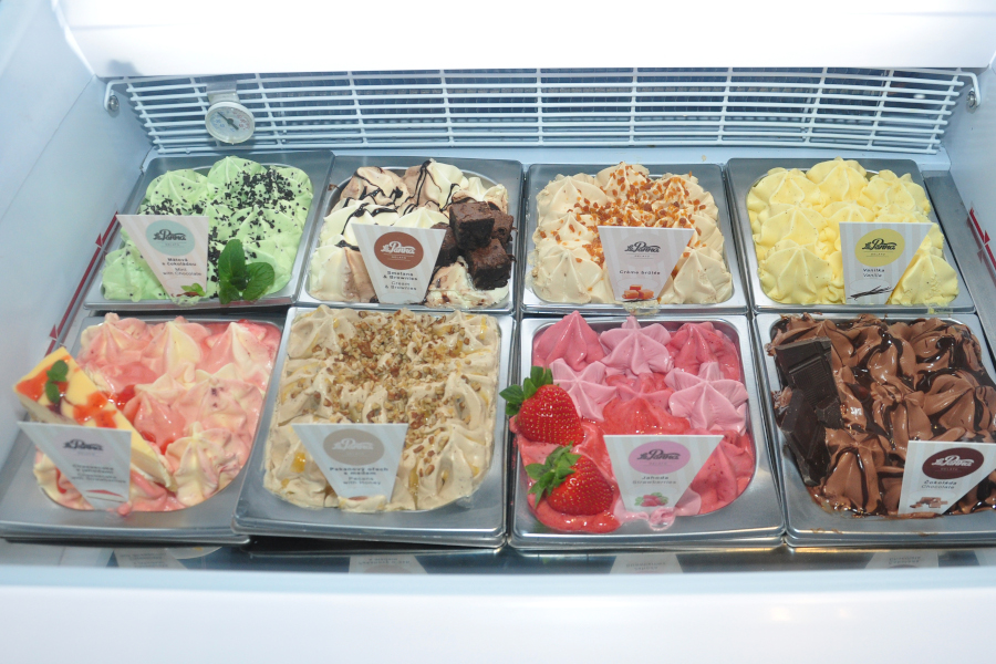 Prima zmrzlina a La Panna | výdejník kopečkových zmrzlin