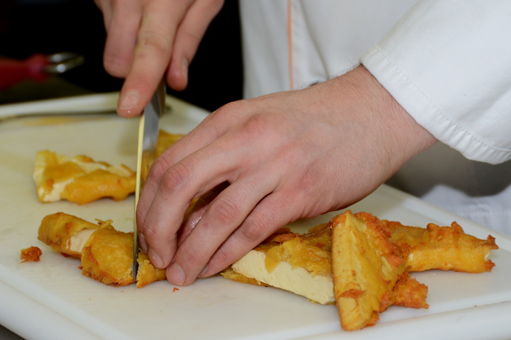 Gastrostudio | kurz Tofu hravě a zdravě | Smažené tofu v hrašce