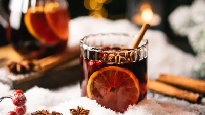 Recepty, které zahřejí: svařené víno, punče a zimní drinky | Bidfood