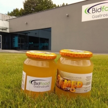 Gastrostudio Bidfood | včelí med z vlastních úlů