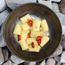 Italská kuchyně – Seafood | Paccheri s mušlemi a restovanými rajčaty