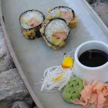 Baoyong Zheng | Sushi rolka s tuňákem