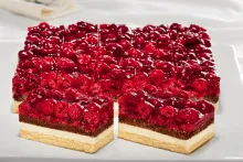 Pfalzgraf | Malinový smetanový dort řezy | 336581