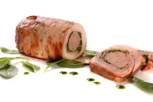 Banquet | kuřecí roláda se slaninou a špenátem sous-vide | 709402