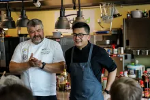 Baoyong Zheng & Gastrostudio Bidfood: Originální asijská kuchyně