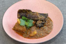 Indická kuchyně | Gosht aloo saag masala (jehněčí maso)