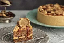 L'Chefs | Karamelový dort se slaným karamelem a kousky datlí | 336457