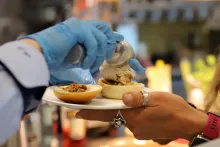 Mini burger s vanilkovou zmrzlinou La Panna