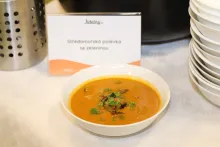 Nové trendy v moderním vaření 2024 | Středomořská polévka se zeleninou