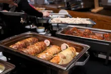 Sous-vide Banquet | vepřová a kuřecí roláda