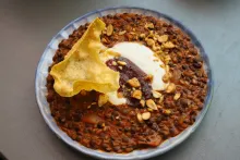 Philipp Kohlweg: Indický čočkový Dhal se švestkami