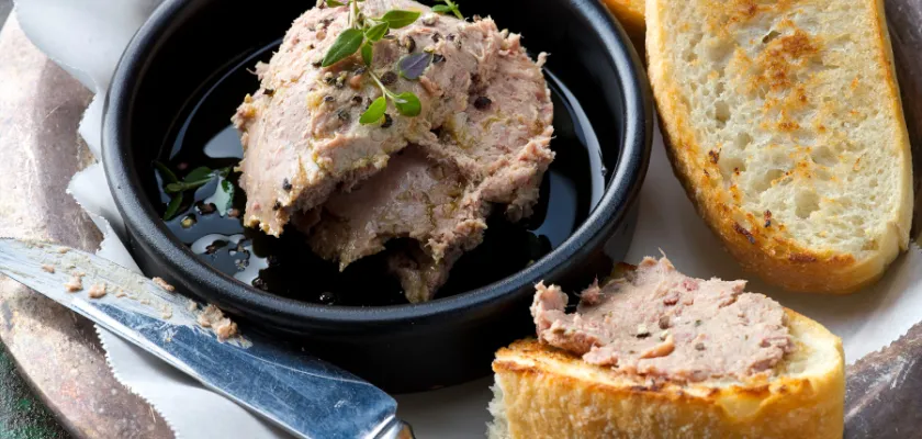 Farma Jeníkov – vybrané uzeniny z regionů