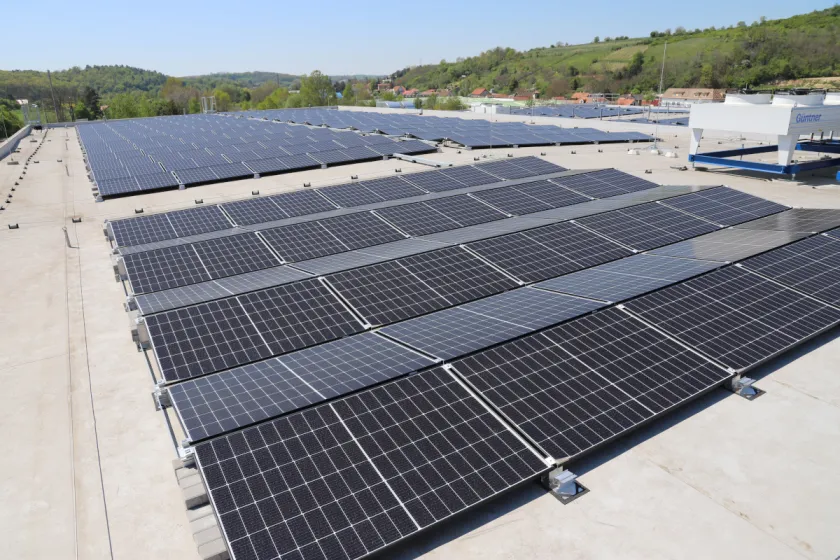 Solární elektřina pomůže zpracovat lososa či zvěřinu i jejich distribuci