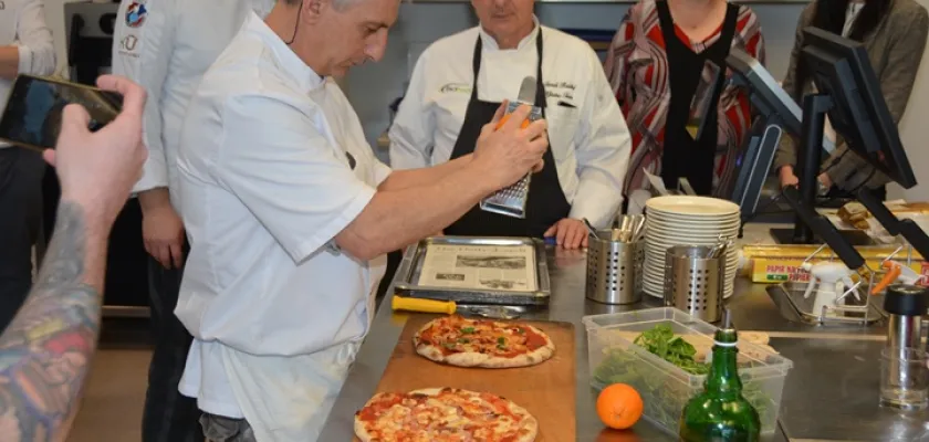 Pizza Maestro prozradil, jak správně udělat těsto na pizzu