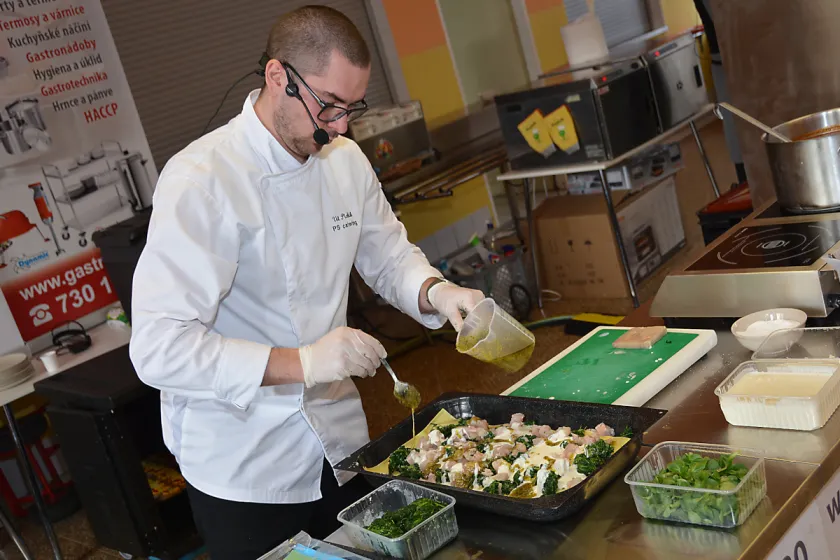 Nové trendy 2022 – tour po jídelnách