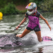 Jetsurf | Lucie Kafková