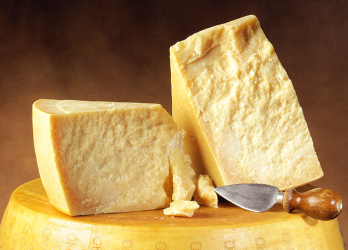 Parmigiano Reggiano = parmazán i parmezán