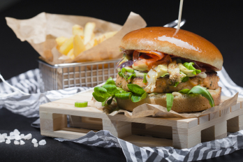Burger concept | burger z lososa